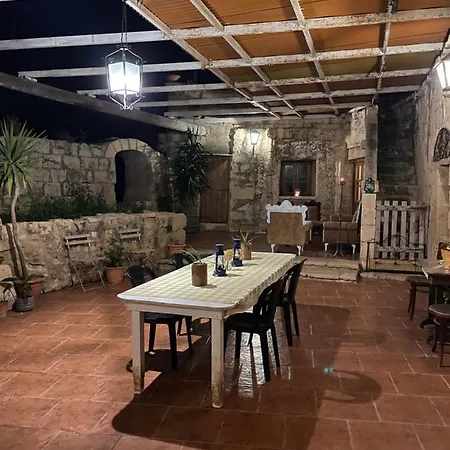 Il-harruba Farmhouse 3* Marsaskala