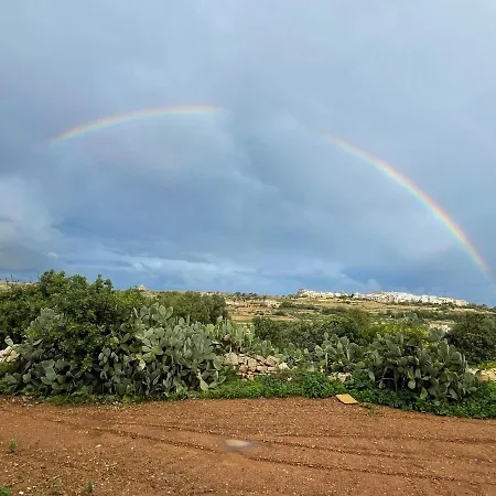 Il-harruba Farmhouse Ξενοδοχείο